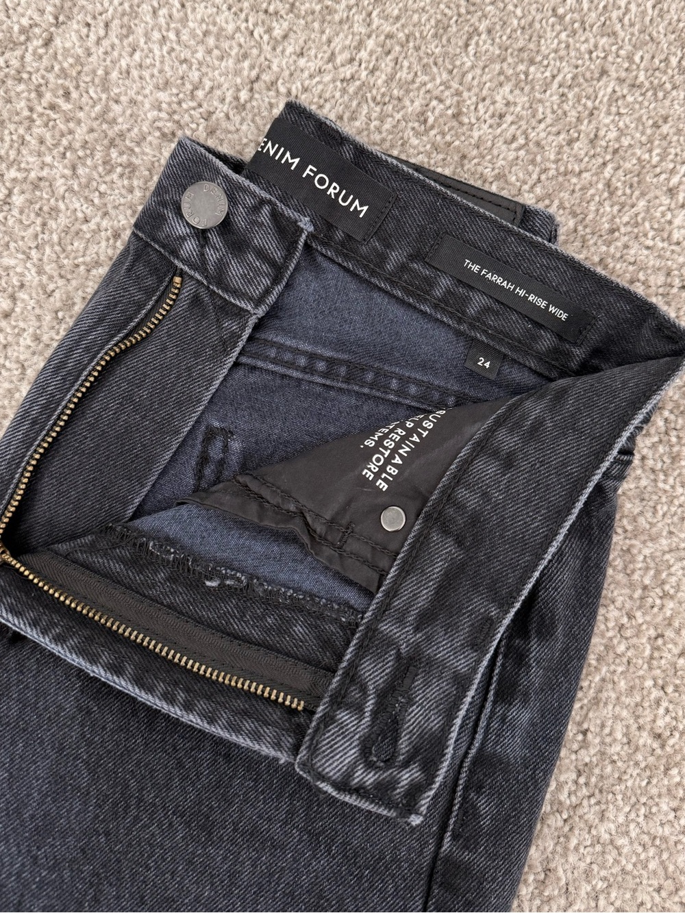 Aritzia Denim Forum The Farrah Hi-Rise Wide Jean